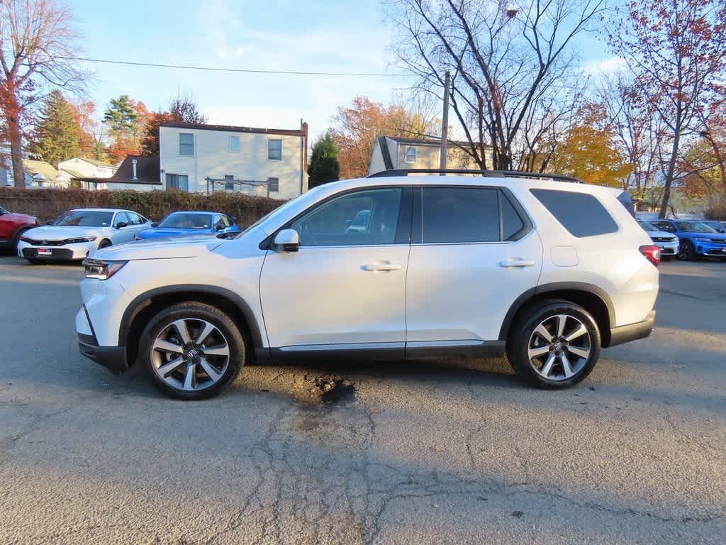 Thumbnail: 2023 Honda Pilot - 3