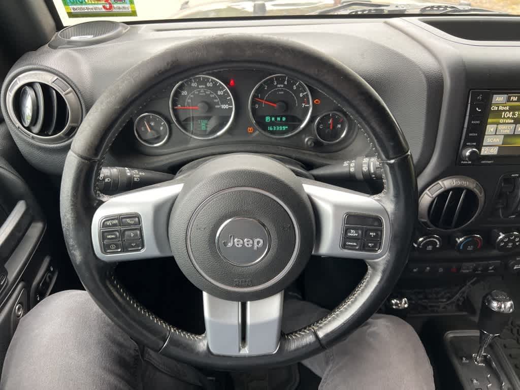 Thumbnail: 2016 Jeep Wrangler - 15
