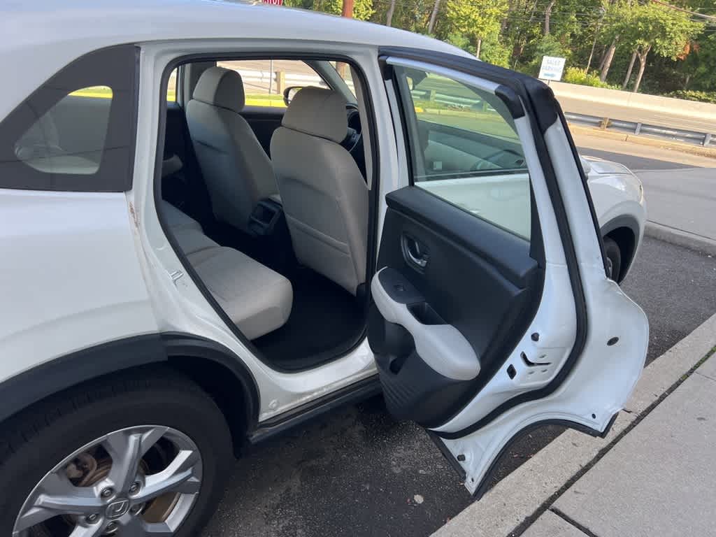 Thumbnail: 2023 Honda HR-V - 17