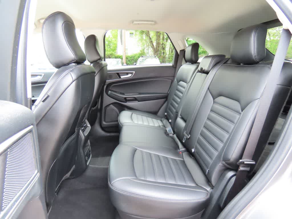 Thumbnail: 2021 Ford Edge - 12