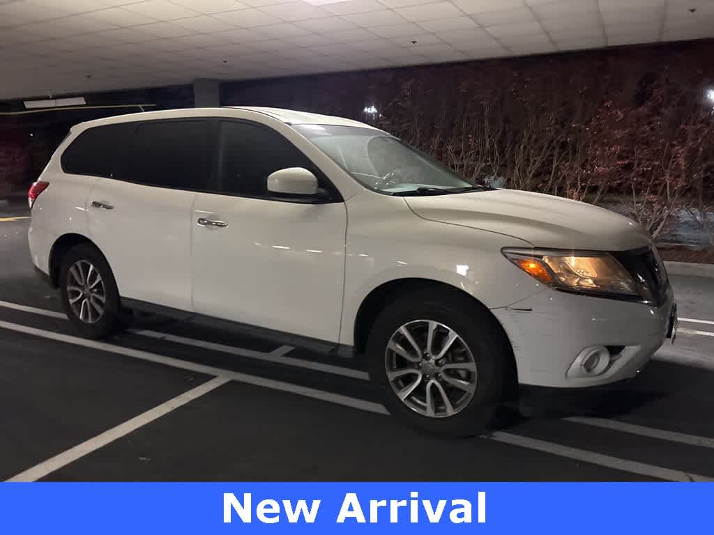 2014 Nissan Pathfinder S -
                  Paramus, NJ