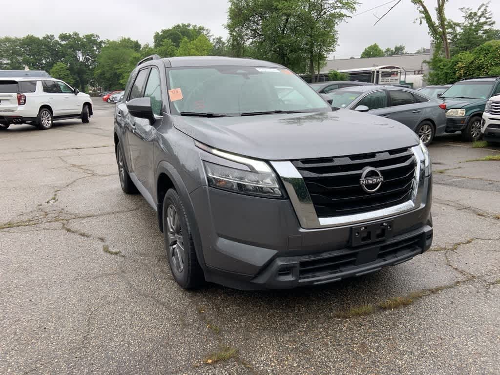 2022 Nissan Pathfinder SV 17