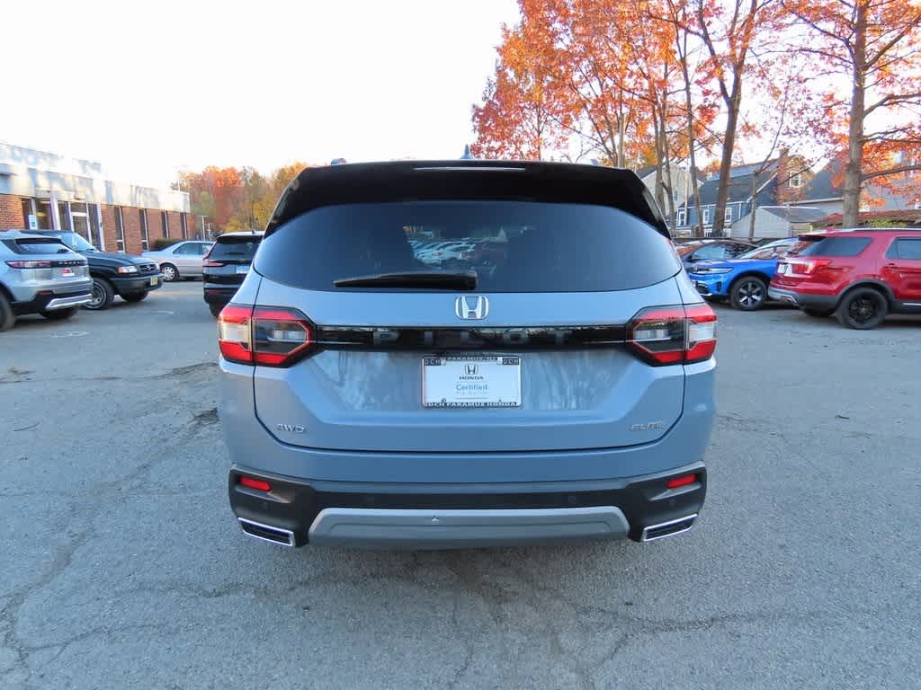 Thumbnail: 2023 Honda Pilot - 4