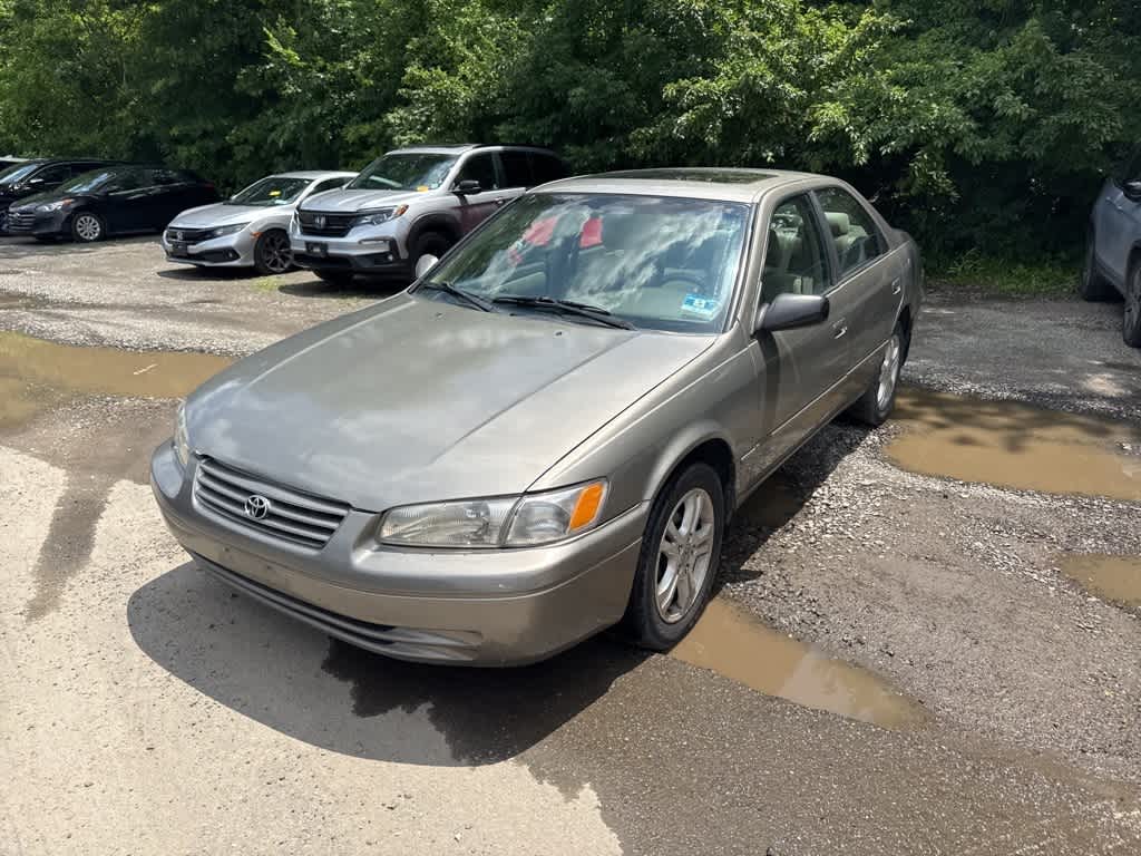 Thumbnail: 1998 Toyota Camry - 2