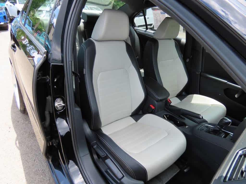 Thumbnail: 2016 Volkswagen Jetta - 17