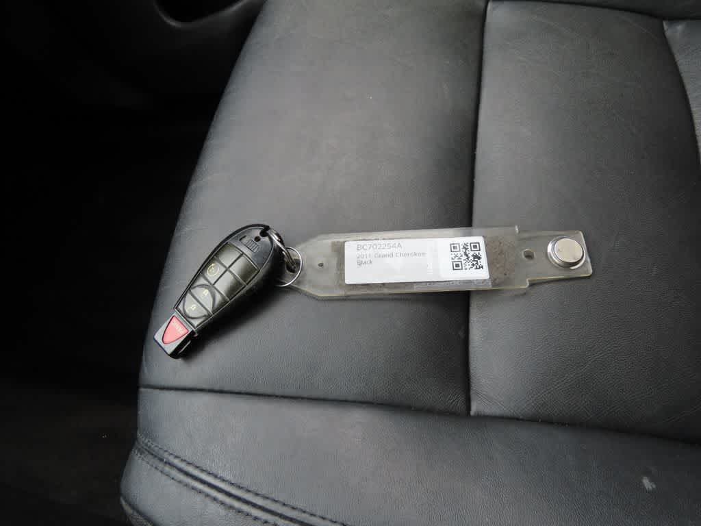 Thumbnail: 2011 Jeep Grand Cherokee - 29