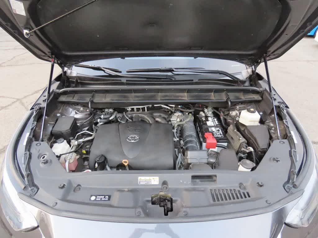 Thumbnail: 2020 Toyota Highlander - 10