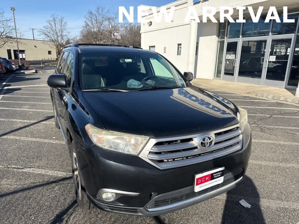 Thumbnail: 2011 Toyota Highlander - 7