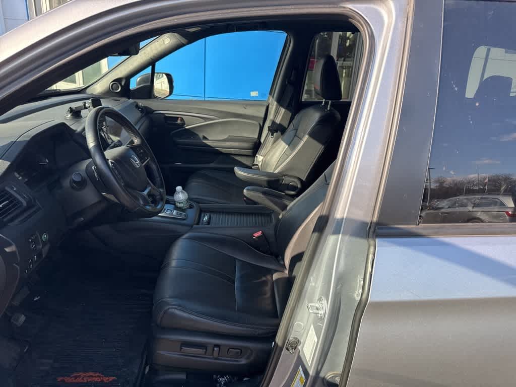 Thumbnail: 2023 Honda Passport - 13