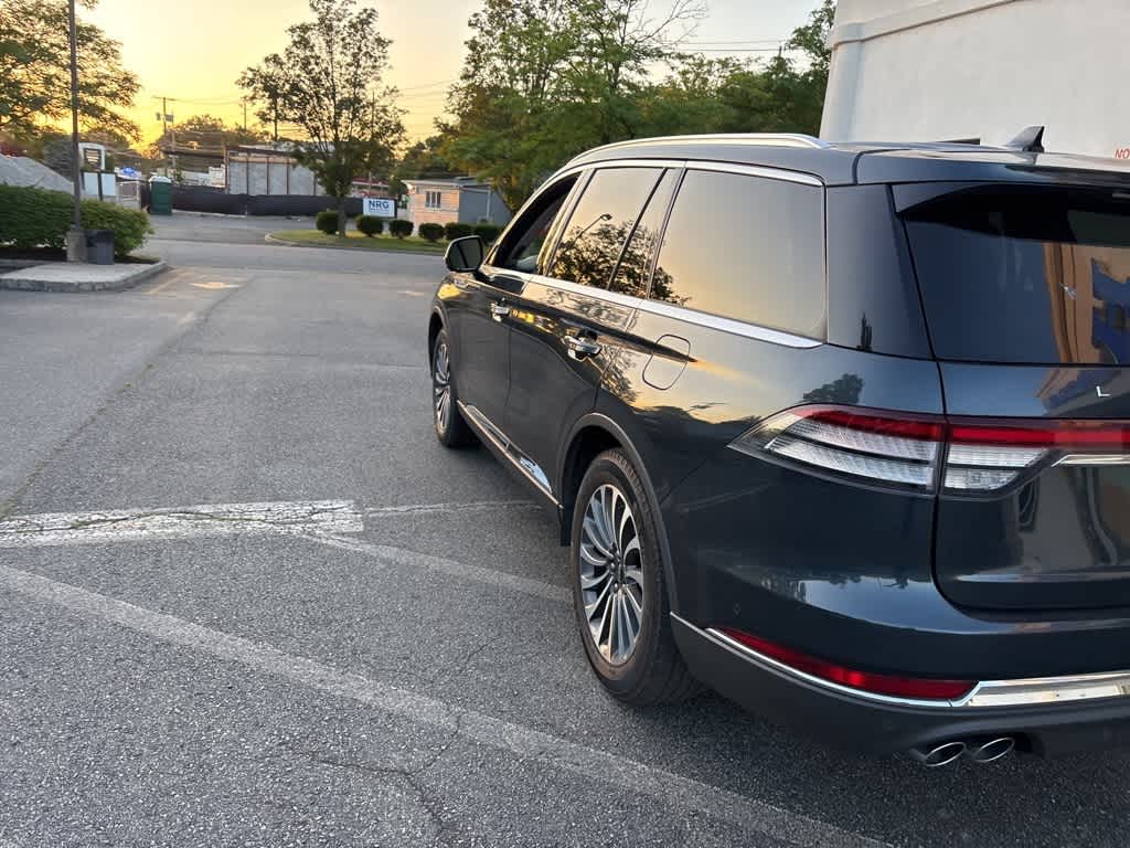 Thumbnail: 2022 Lincoln Aviator - 17