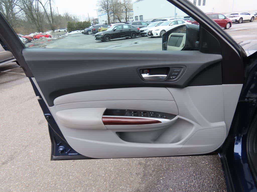 Thumbnail: 2016 Acura TLX - 15