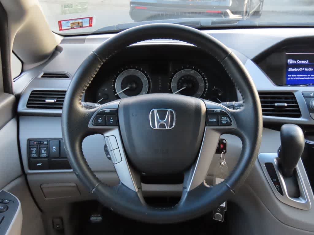 Thumbnail: 2011 Honda Odyssey - 21