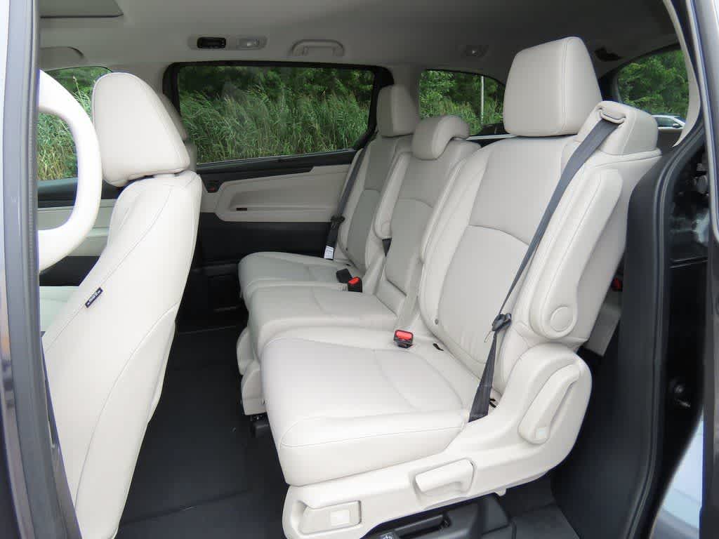 Thumbnail: 2026 Honda Odyssey - 13