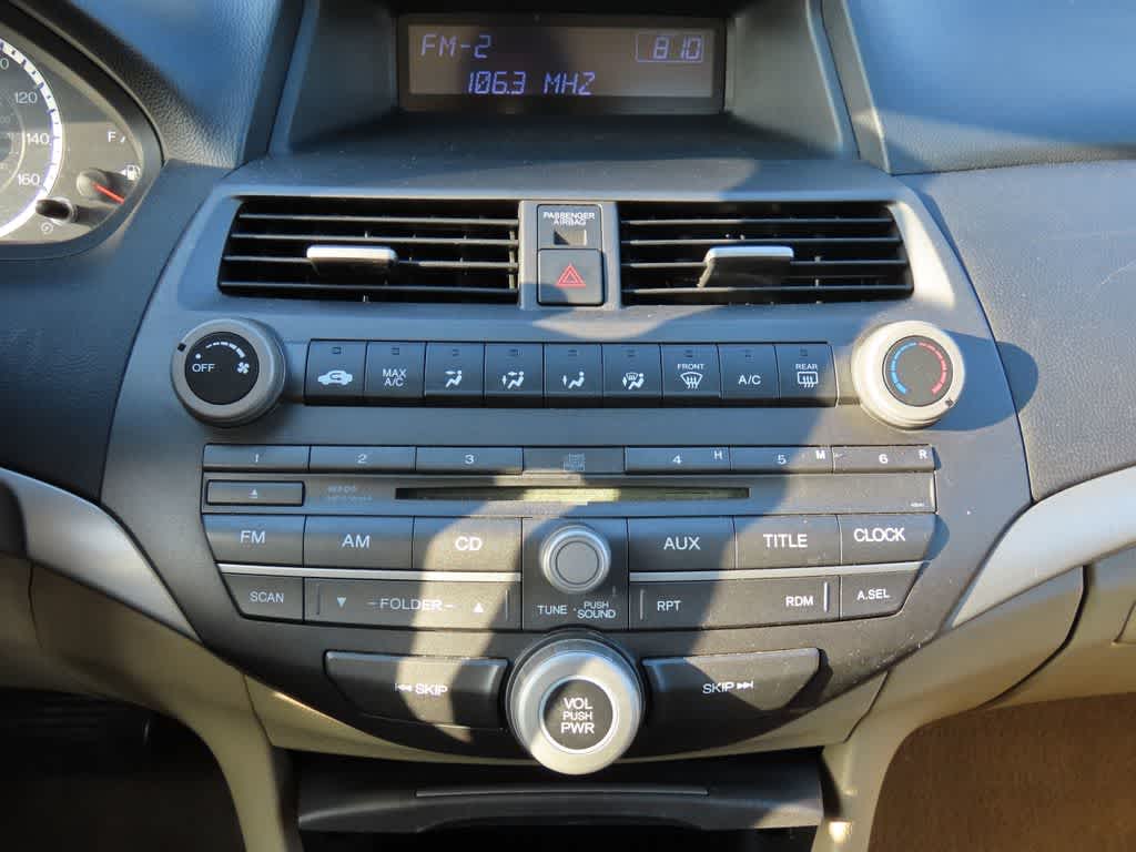 Thumbnail: 2011 Honda Accord - 18