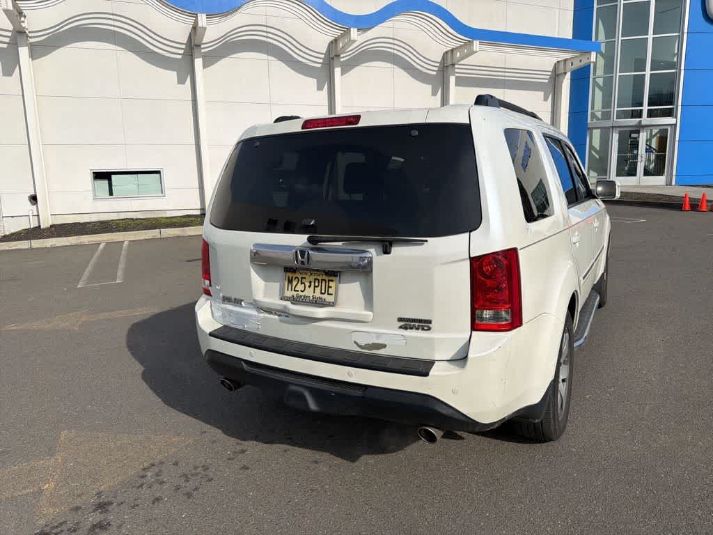 Thumbnail: 2015 Honda Pilot - 13