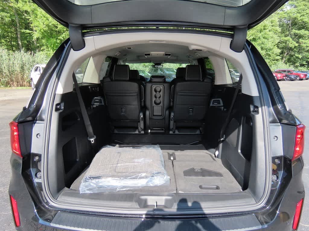 Thumbnail: 2025 Honda Odyssey - 11