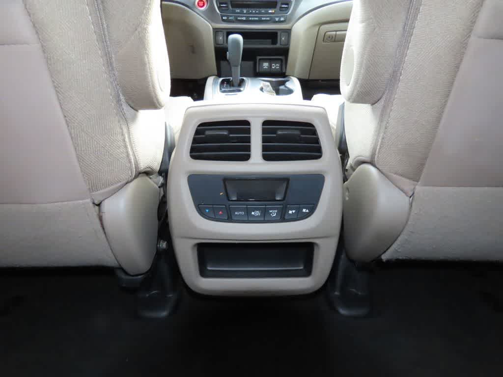 Thumbnail: 2019 Honda Pilot - 25