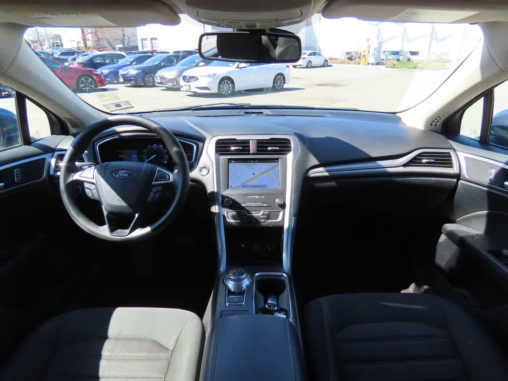 Thumbnail: 2019 Ford Fusion - 17