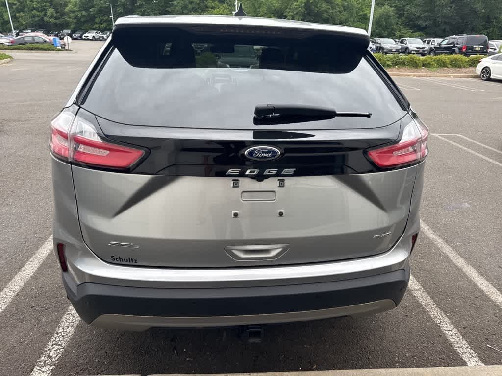 Thumbnail: 2023 Ford Edge - 13