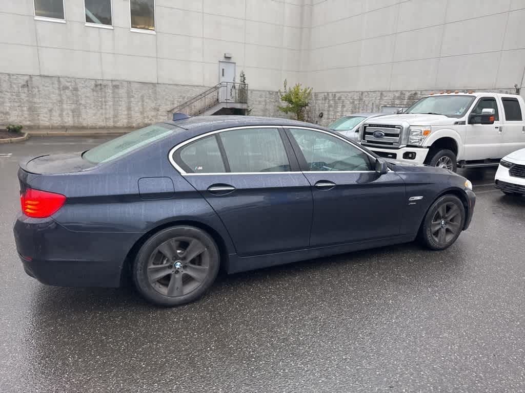 Thumbnail: 2011 BMW 5 Series - 15