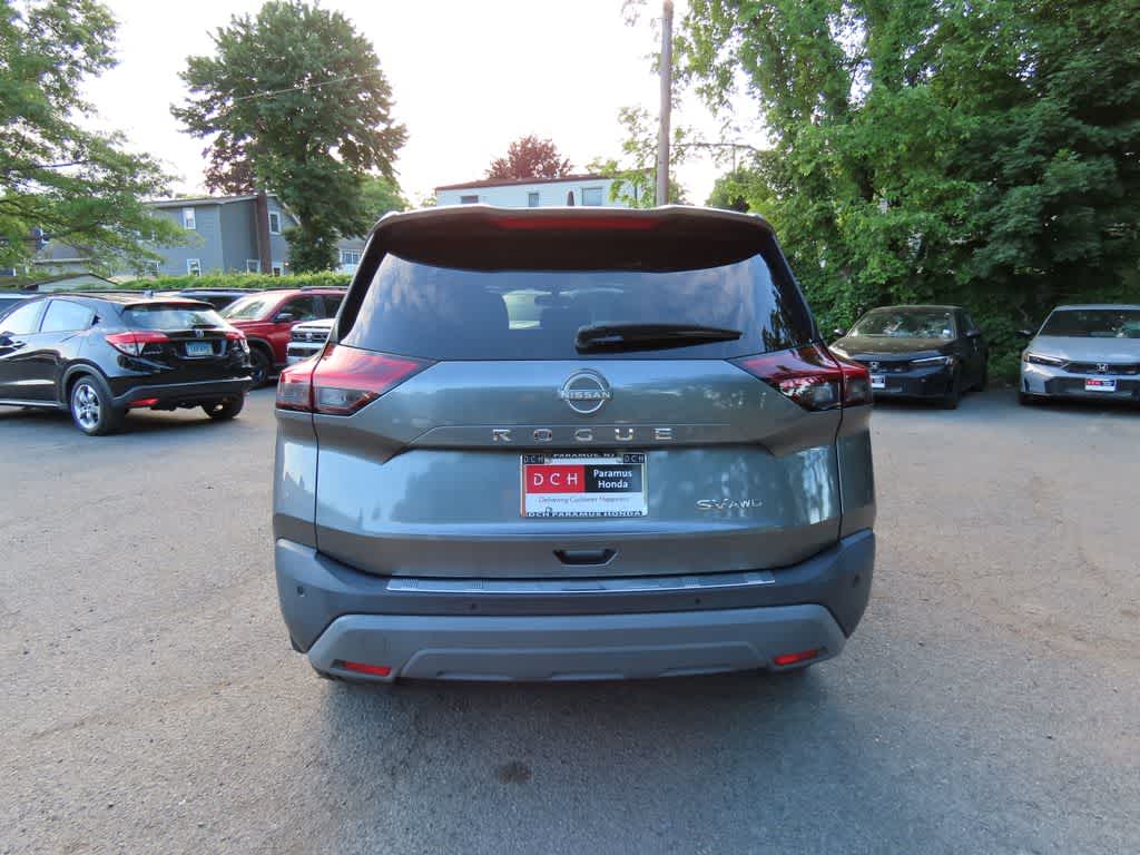 Thumbnail: 2023 Nissan Rogue - 4