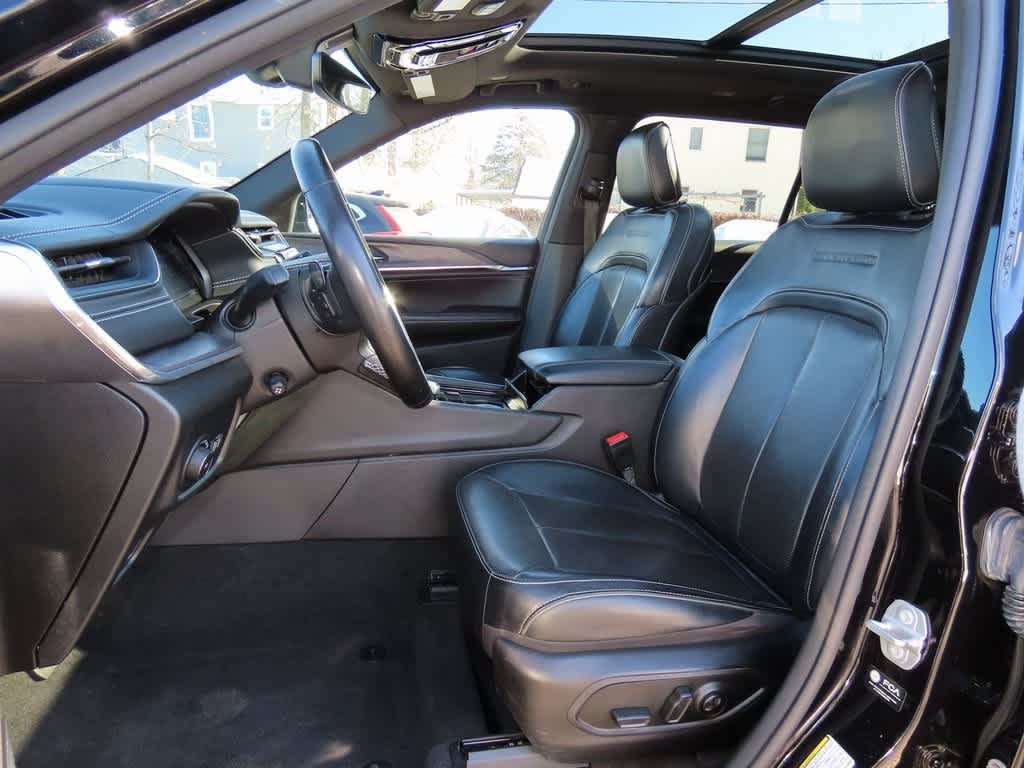 Thumbnail: 2021 Jeep Grand Cherokee L - 16