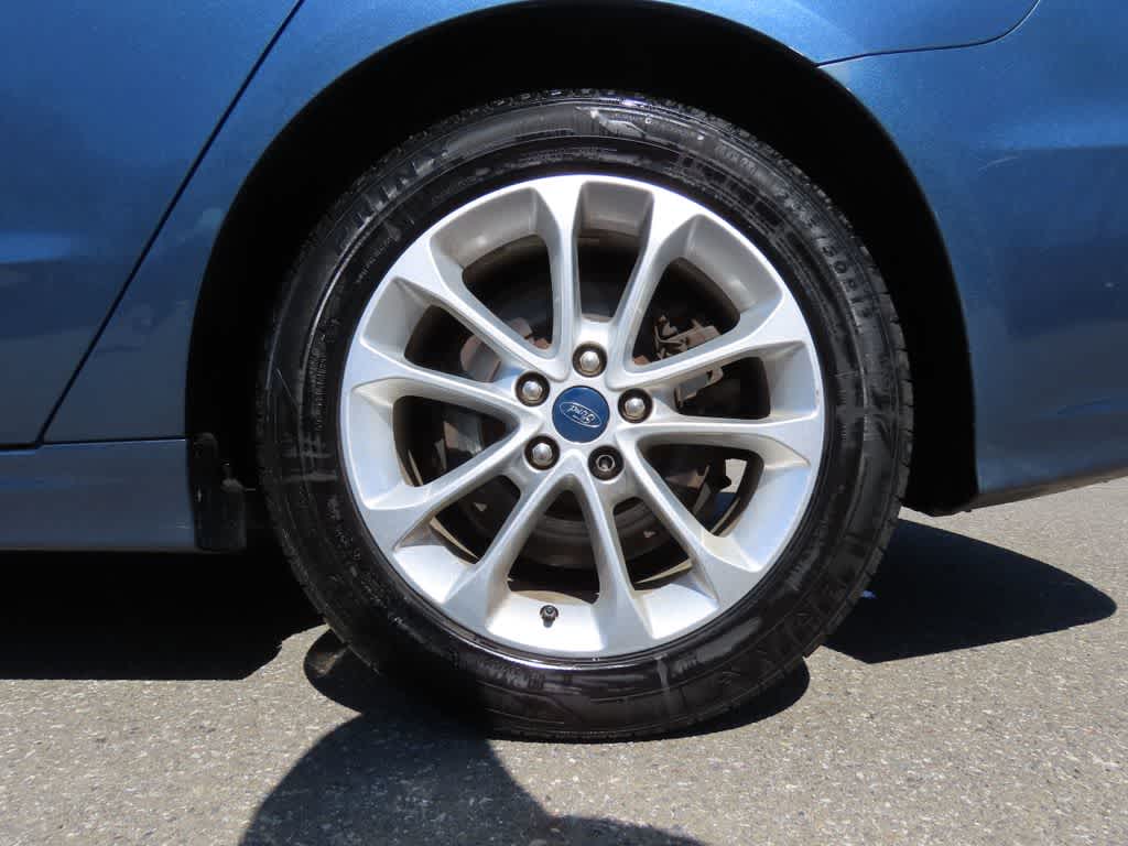 Thumbnail: 2019 Ford Fusion - 9