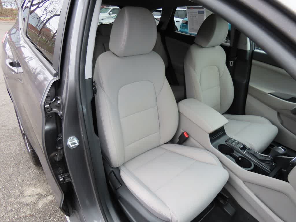 Thumbnail: 2020 Hyundai Tucson - 17