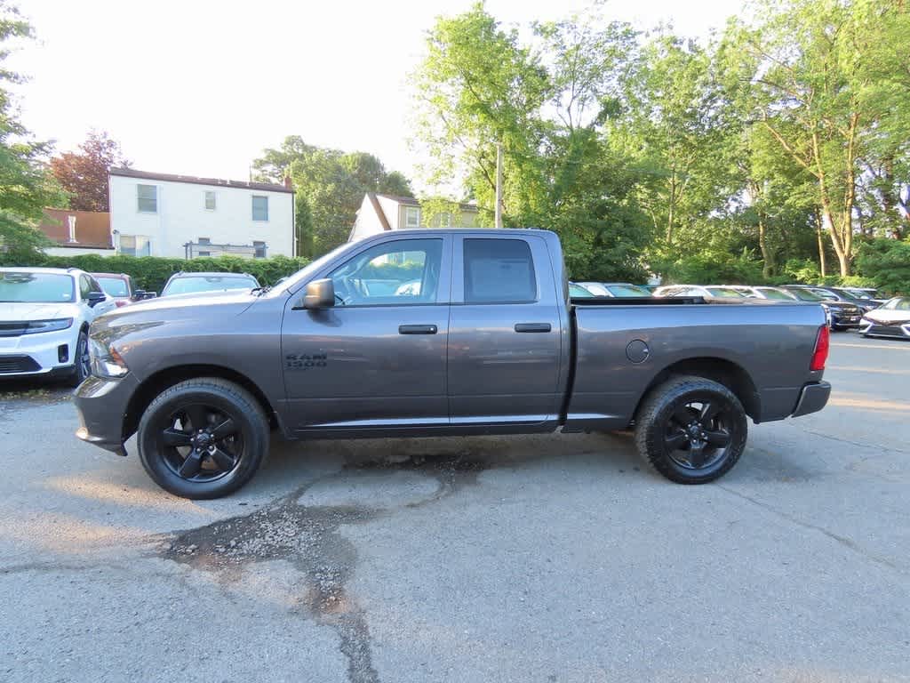 Thumbnail: 2019 RAM 1500 Classic - 3