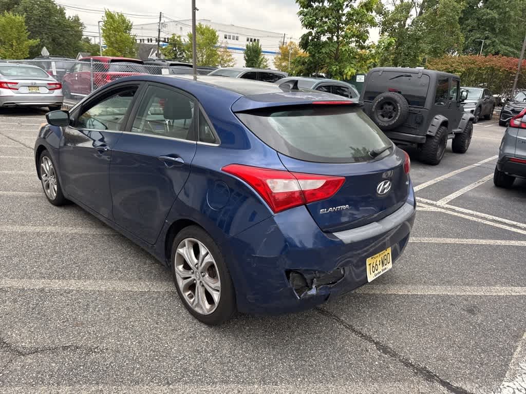 Thumbnail: 2013 Hyundai Elantra - 11