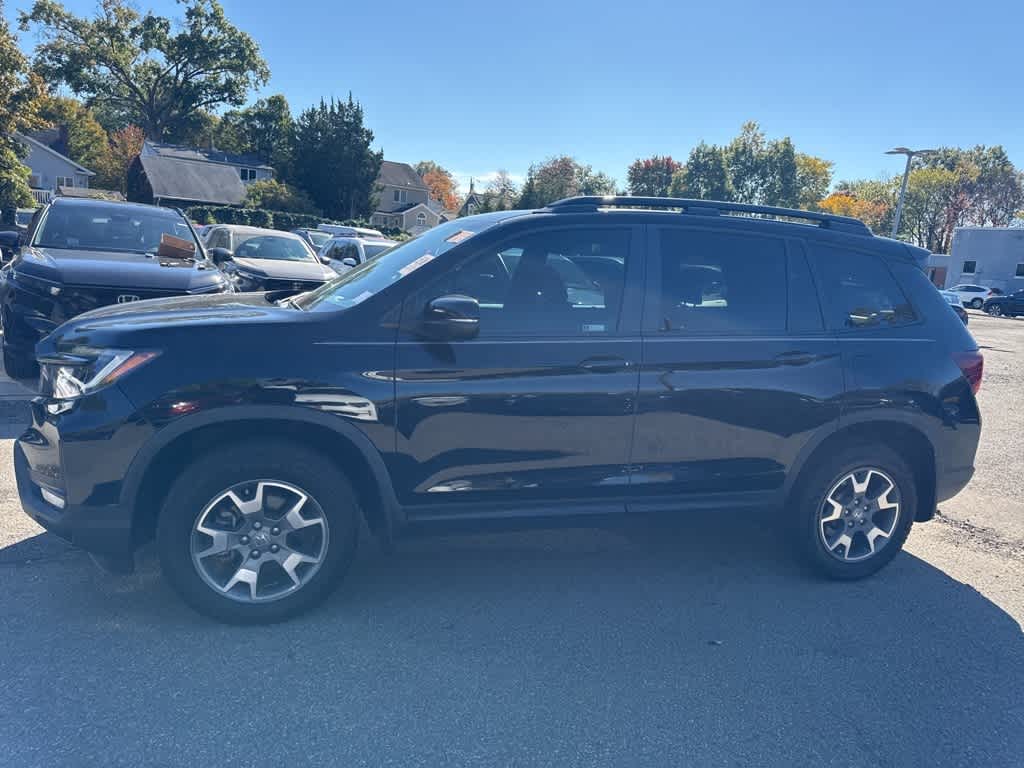 Thumbnail: 2023 Honda Passport - 6