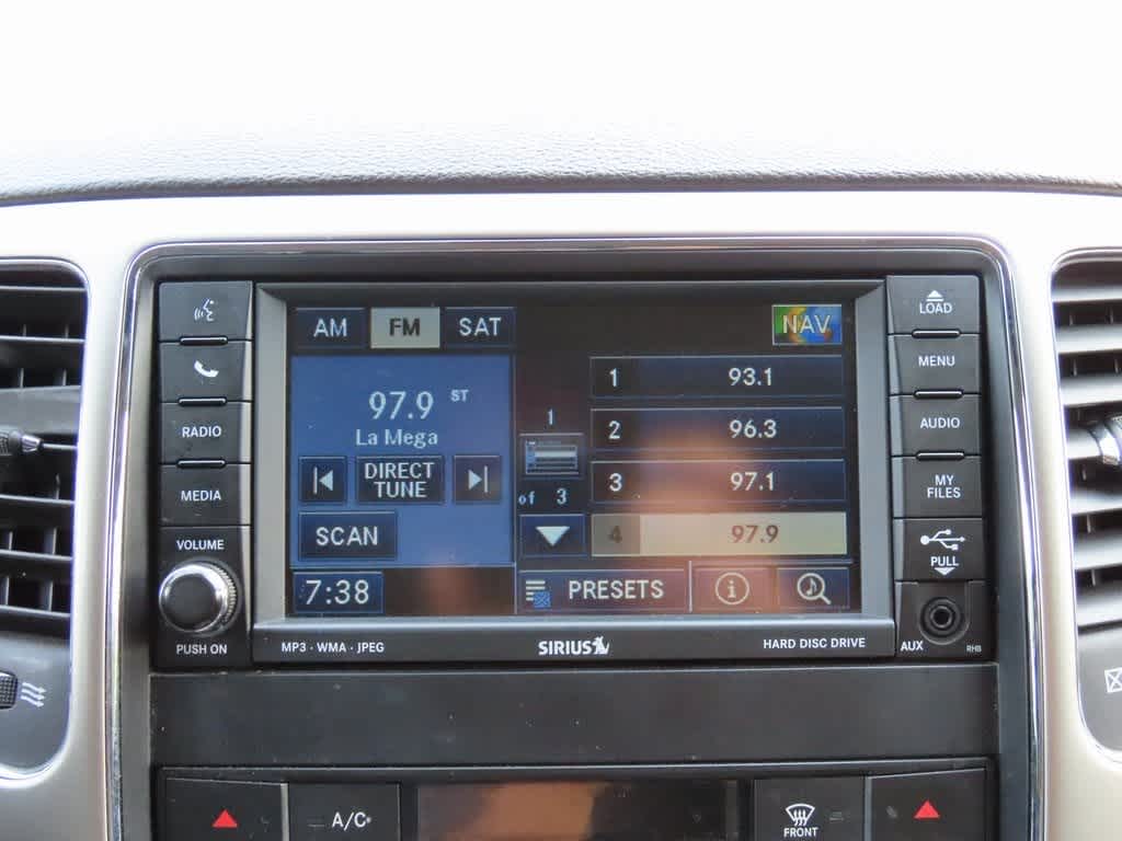 Thumbnail: 2011 Jeep Grand Cherokee - 21