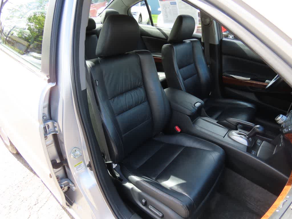 Thumbnail: 2011 Honda Accord - 15