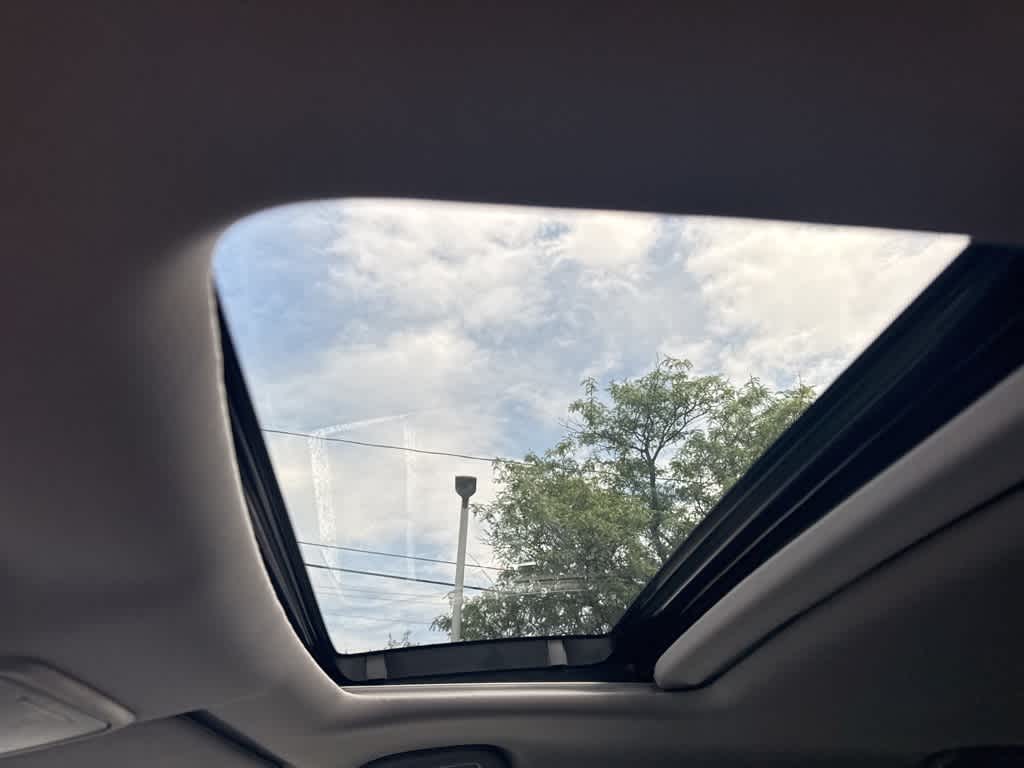 Thumbnail: 2022 Honda Pilot - 16