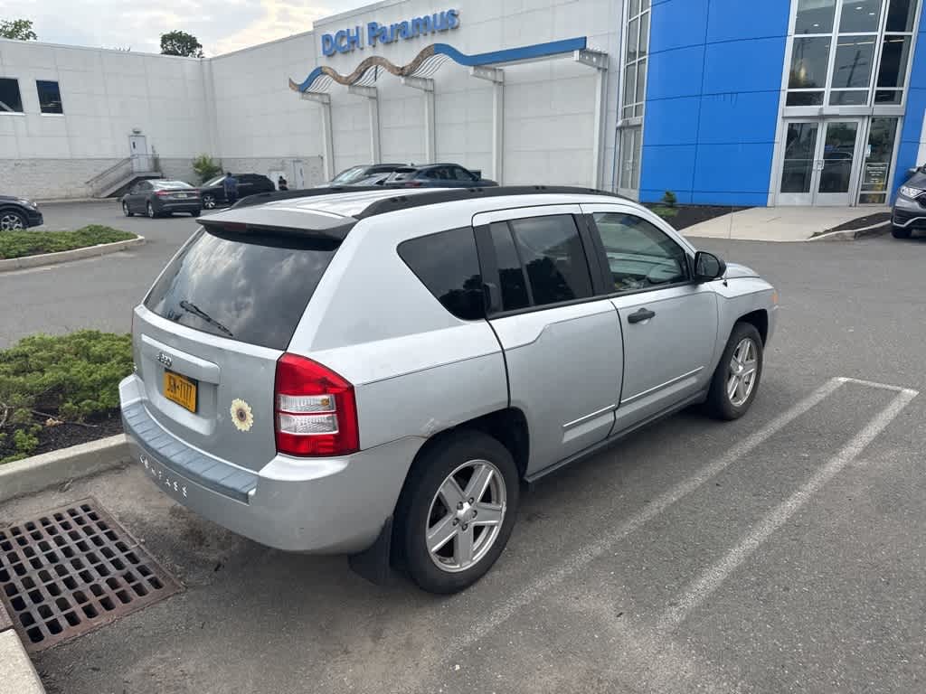 2008 Jeep Compass Sport 11