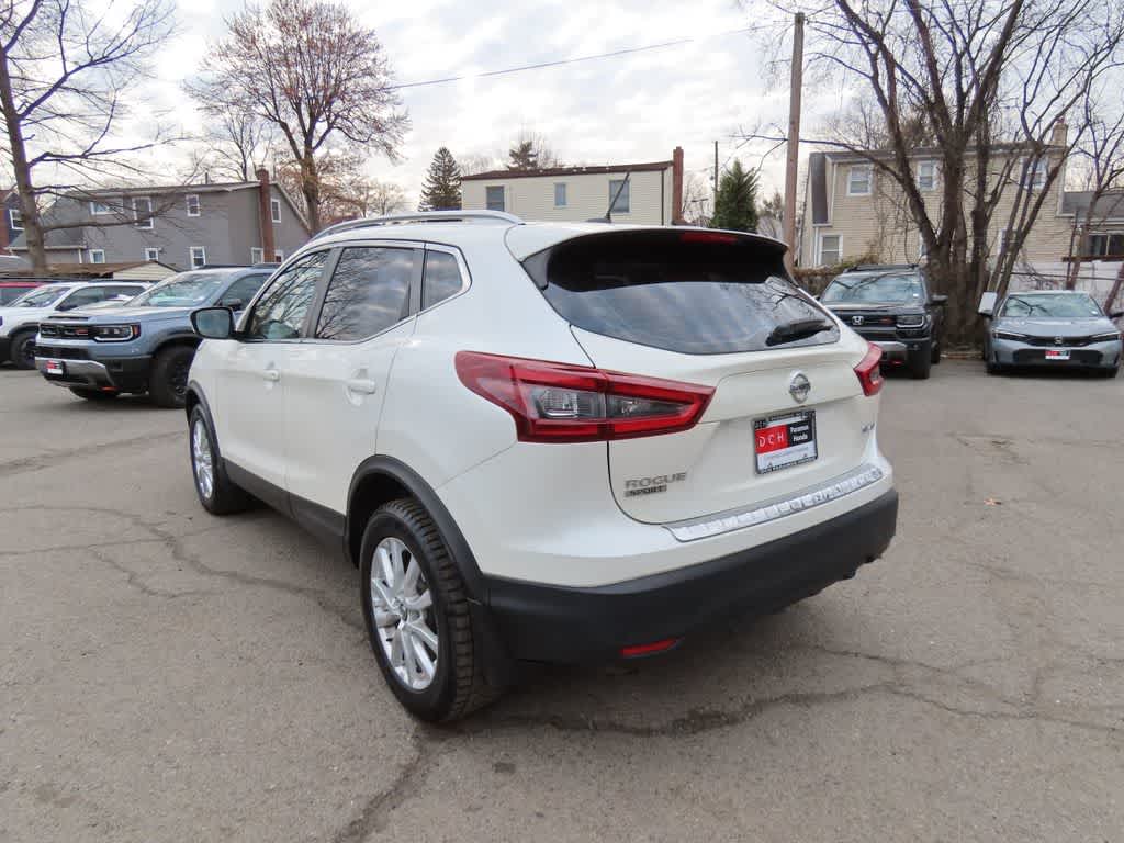 Thumbnail: 2020 Nissan Rogue Sport - 4