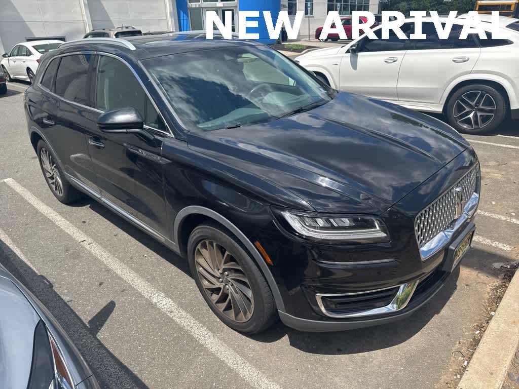 Thumbnail: 2019 Lincoln Nautilus - 6