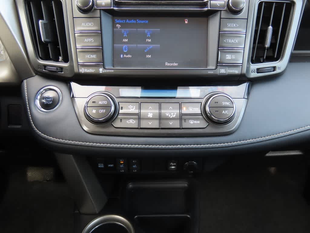 Thumbnail: 2015 Toyota RAV4 - 23