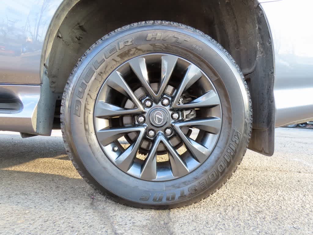 Thumbnail: 2023 Lexus GX - 8