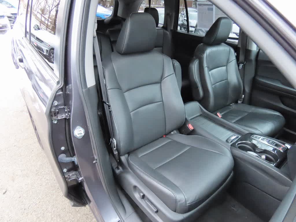 Thumbnail: 2022 Honda Pilot - 16