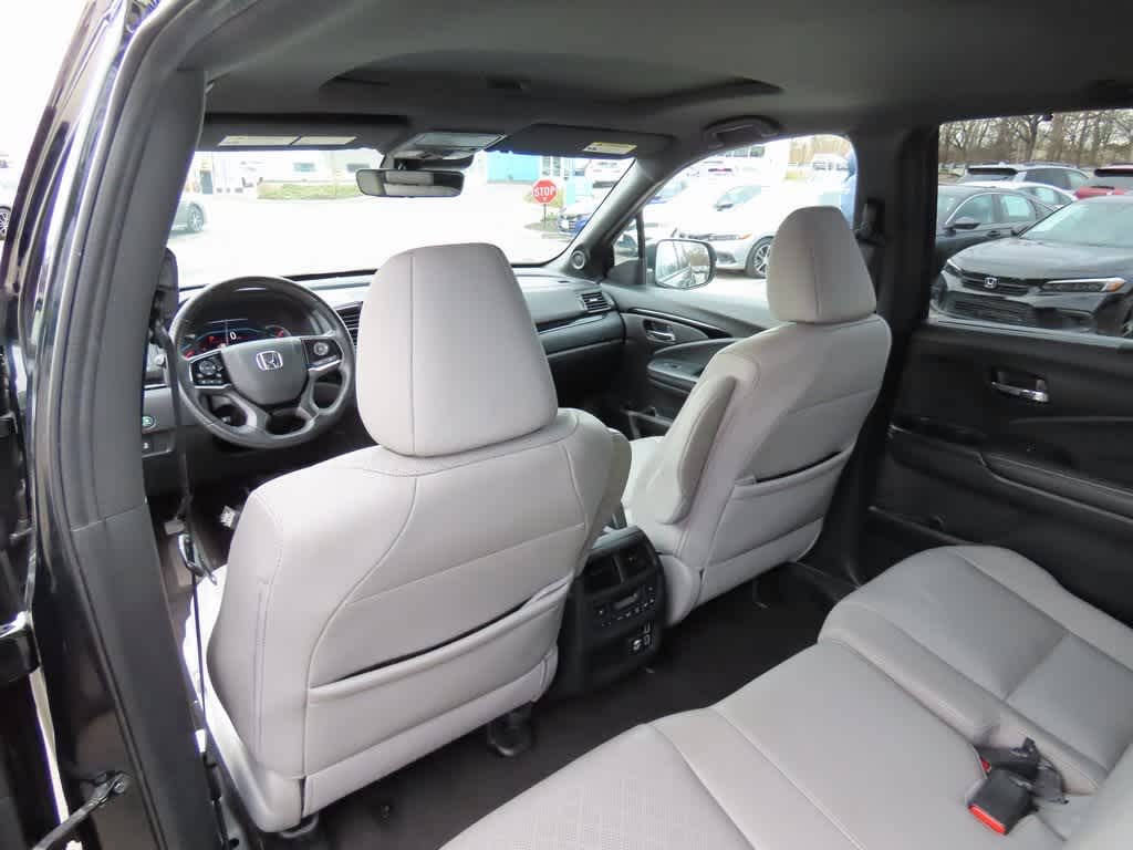 Thumbnail: 2020 Honda Passport - 13