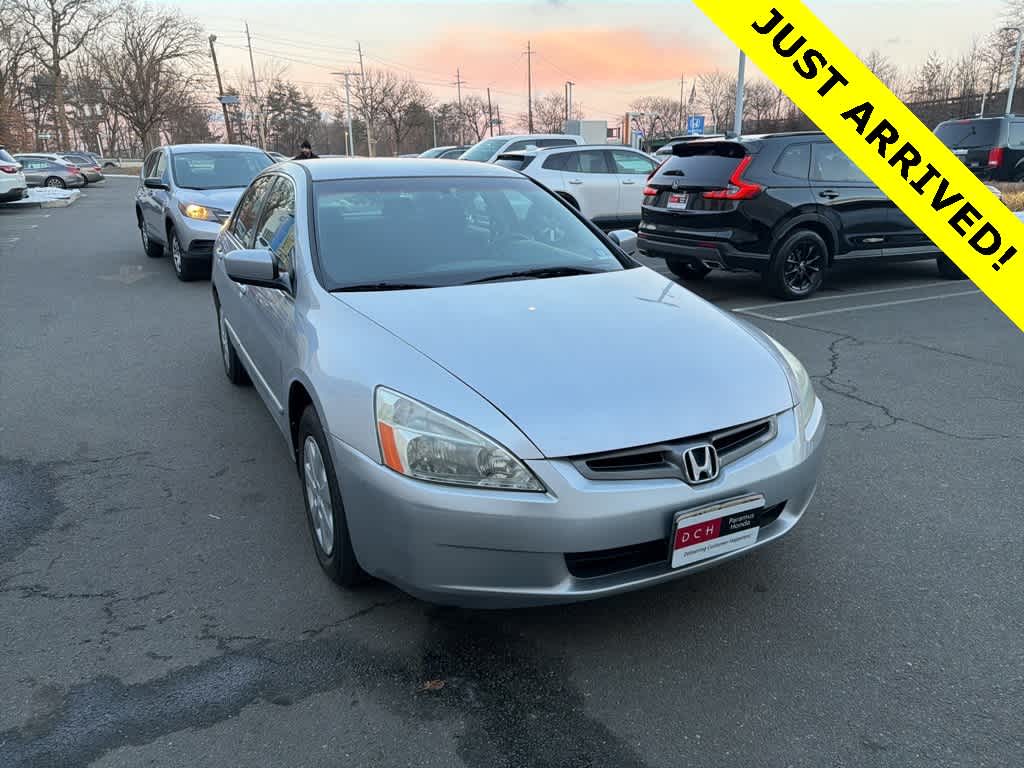 Thumbnail: 2004 Honda Accord - 24