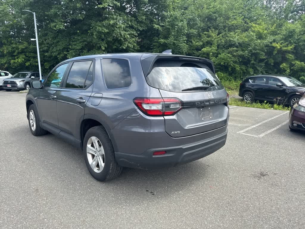 2024 Honda Pilot LX 16