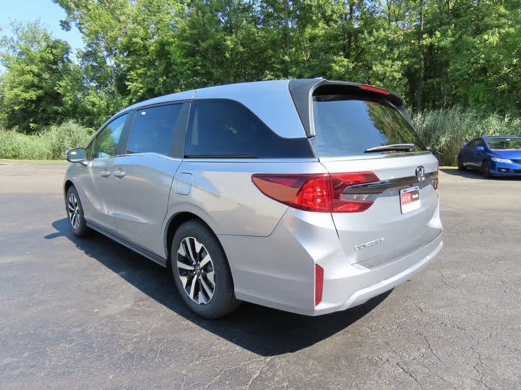 New 2026 Honda Odyssey EX-L Van Passenger