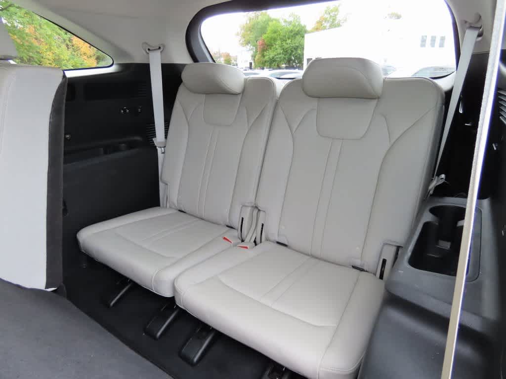 Thumbnail: 2021 Kia Sorento - 15