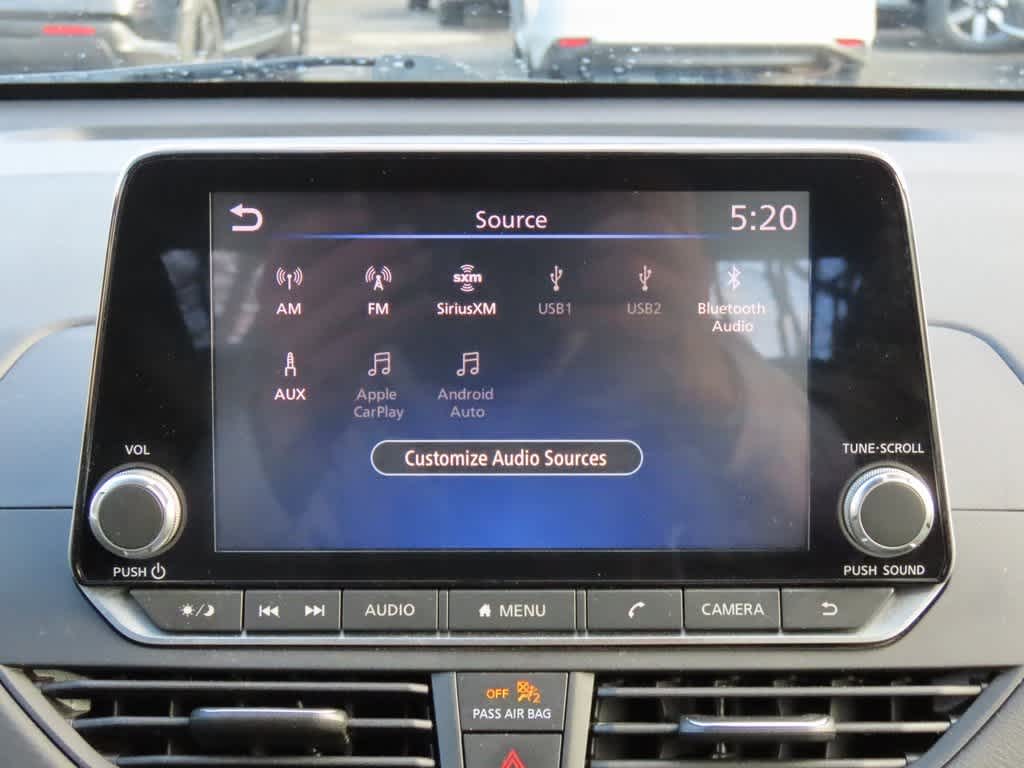 Thumbnail: 2022 Nissan Altima - 18