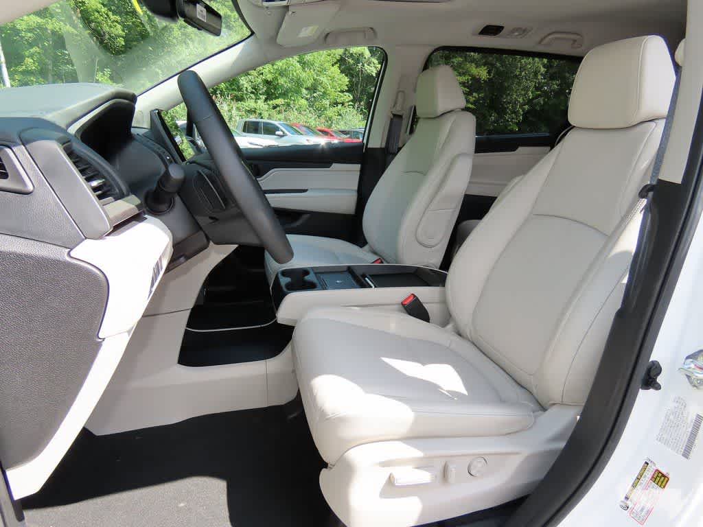 Thumbnail: 2026 Honda Odyssey - 12