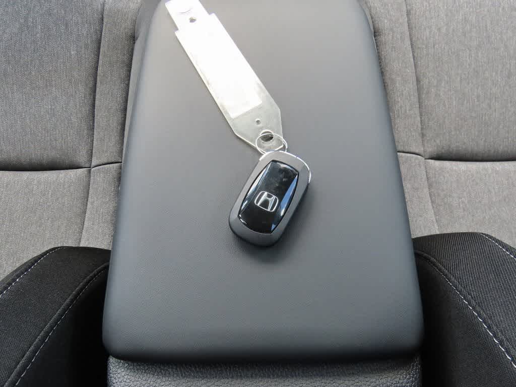2025 Honda Accord SE 23