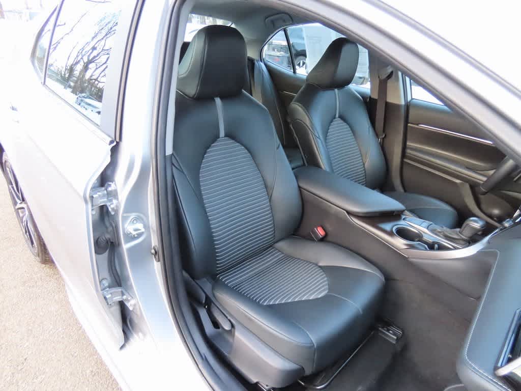 Thumbnail: 2024 Toyota Camry - 16