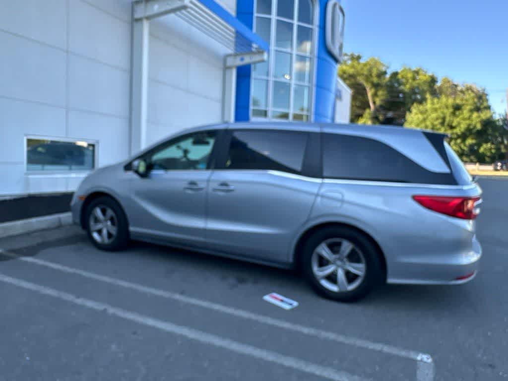 Thumbnail: 2018 Honda Odyssey - 4